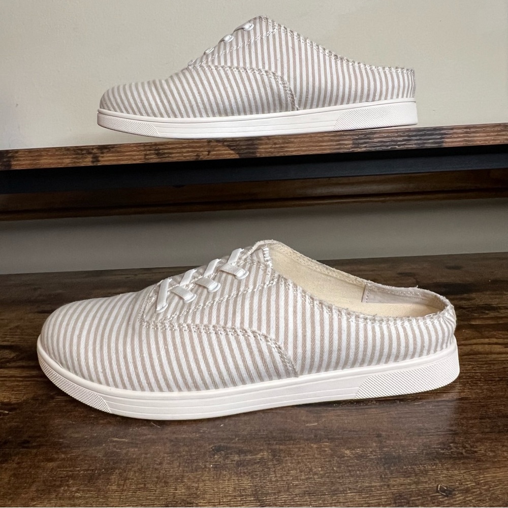 canvas mules slip on shoes tan white stripes Spenco Santa Rosa women's 9 - Picture 14 of 14
